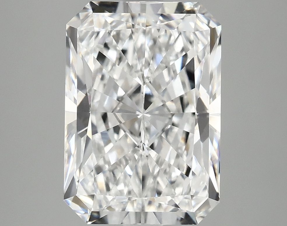 3.90 ct. radiant Lab Grown Diamond front image