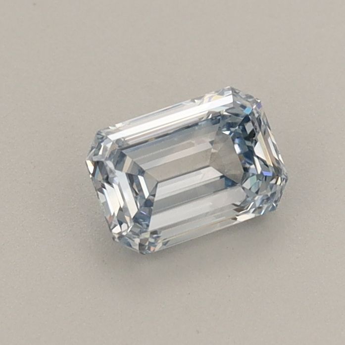 0.48 ct Emerald diamond