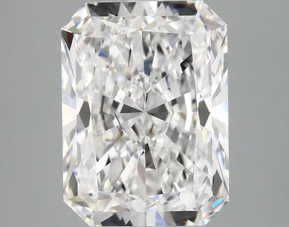 4.19 ct. radiant Lab Grown Diamond front image