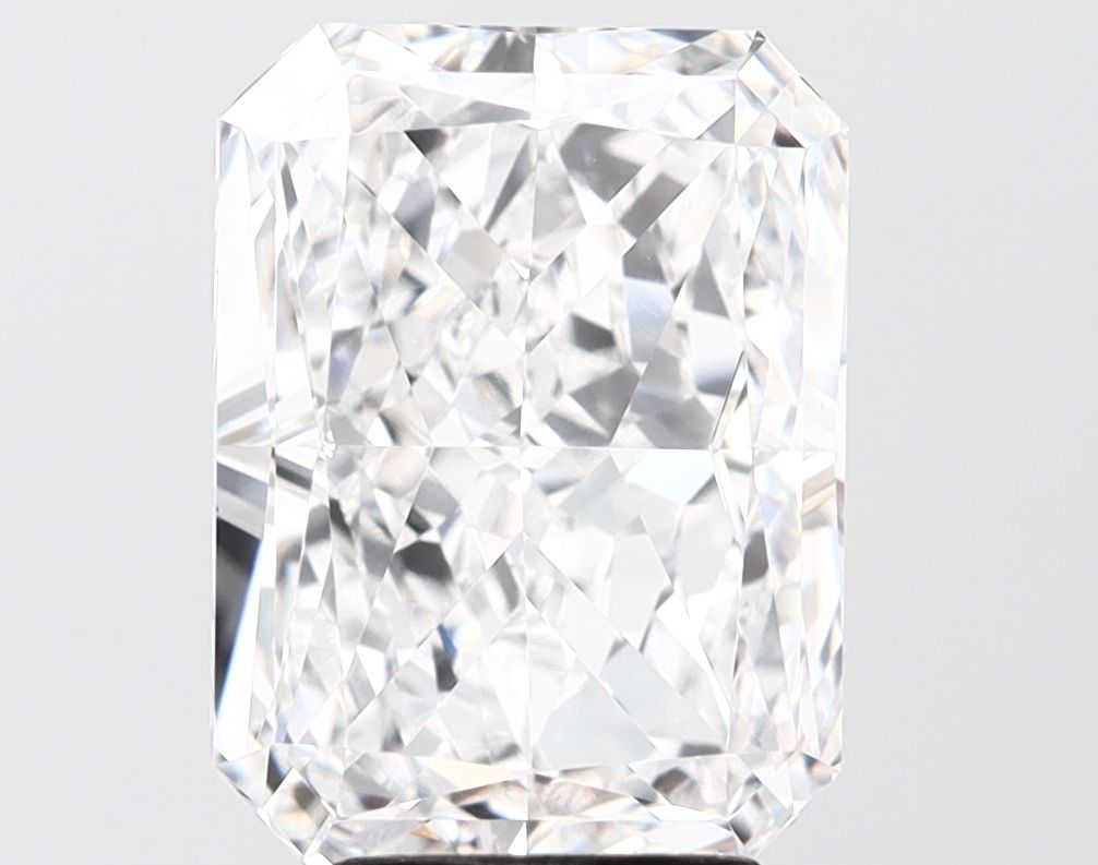 5.05 ct. radiant Lab Grown Diamond front image