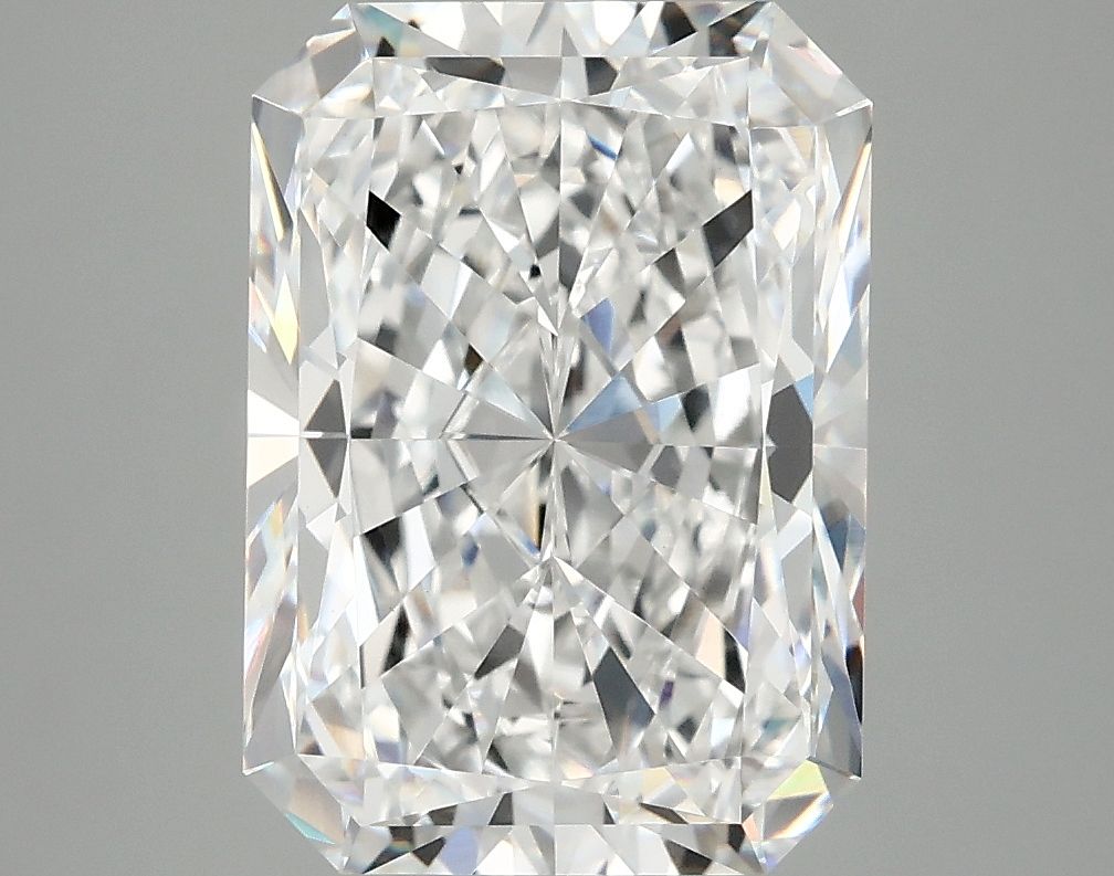 5.06 ct. radiant Lab Grown Diamond front image