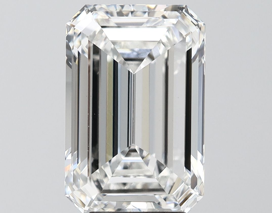 5.01 ct. emerald Lab Grown Diamond front image