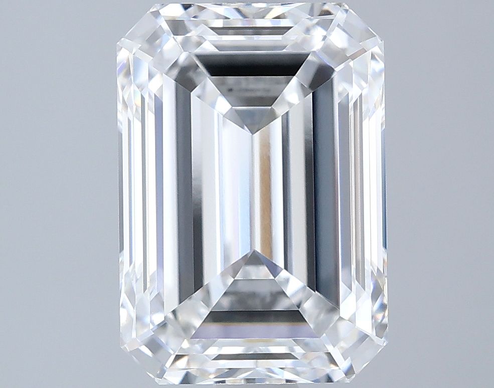 2.75 ct. emerald Lab Grown Diamond front image