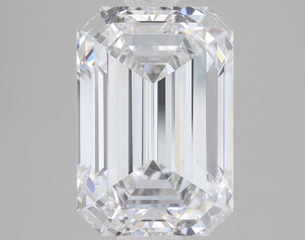 4.04 ct. emerald Lab Grown Diamond front image
