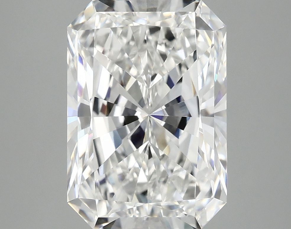 4.05 ct. radiant Lab Grown Diamond front image