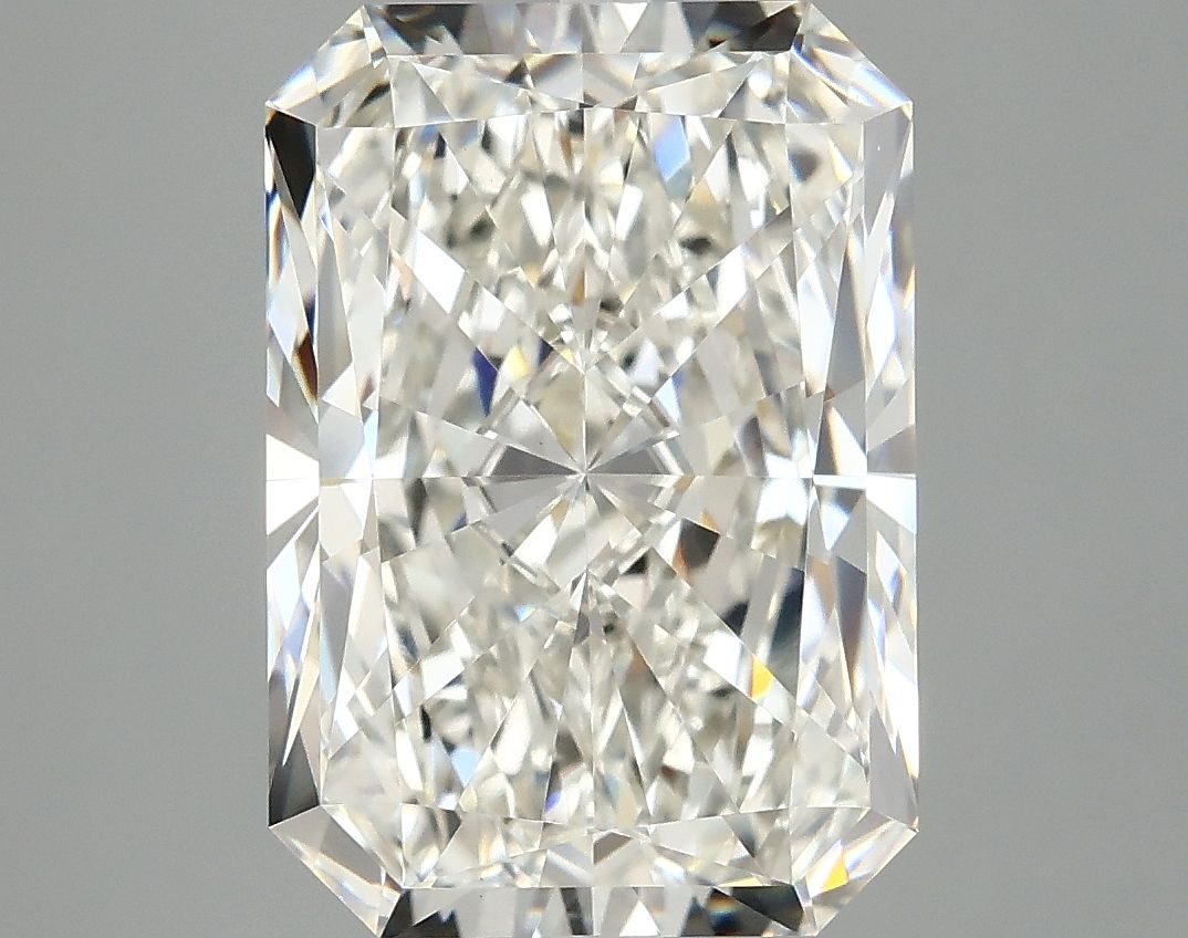 5.05 ct. radiant Lab Grown Diamond front image