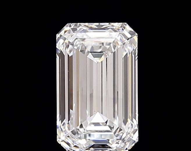 1.56 ct. emerald Lab Grown Diamond front image