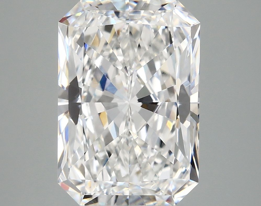 4.02 ct. radiant Lab Grown Diamond front image