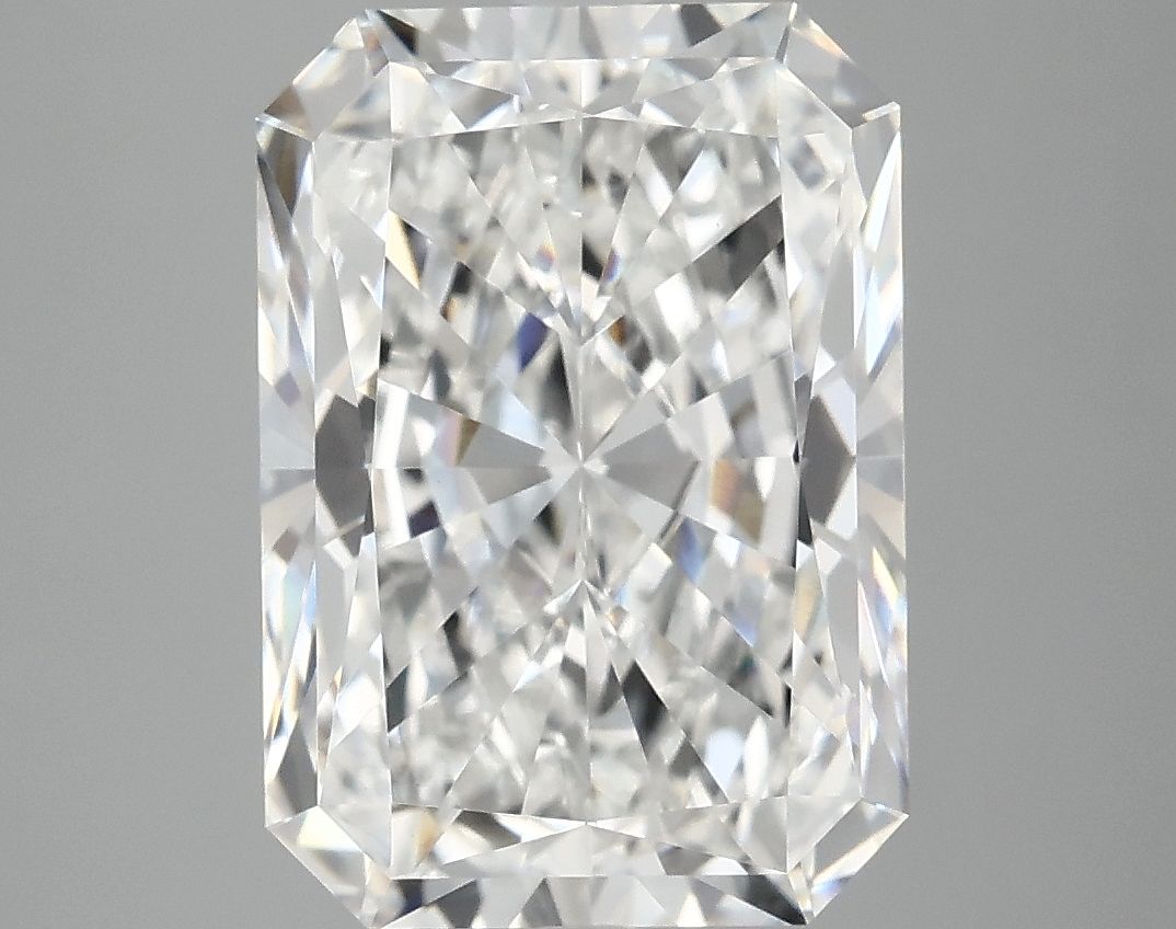 5.09 ct. radiant Lab Grown Diamond front image