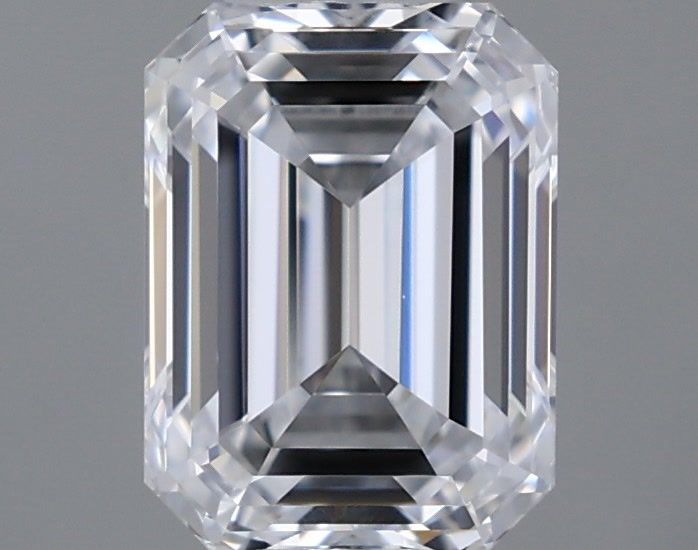 0.85 ct. emerald Lab Grown Diamond front image