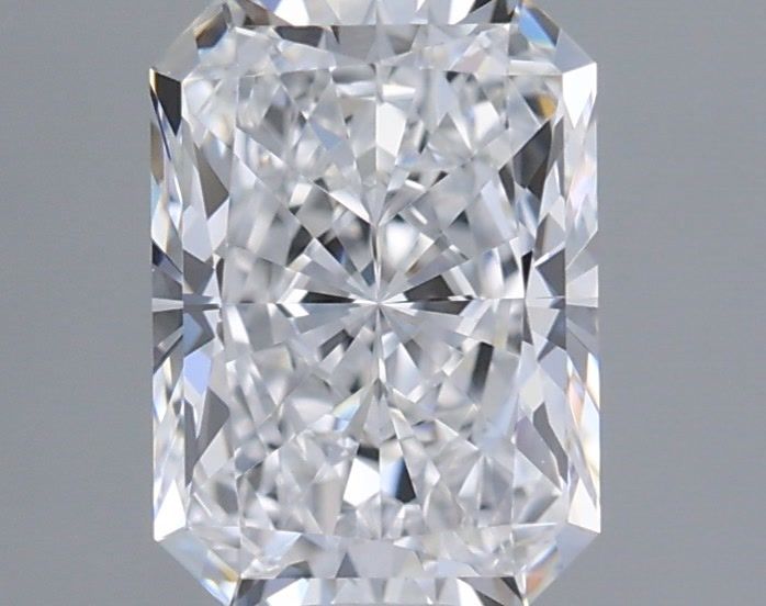 1.05 ct. radiant Lab Grown Diamond front image