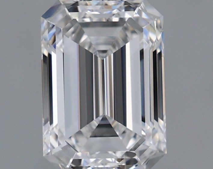 0.99 ct. emerald Lab Grown Diamond front image
