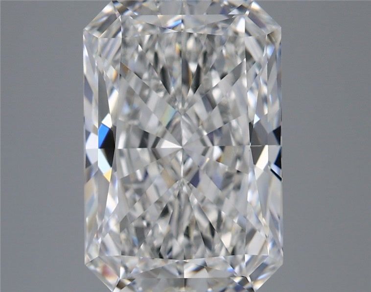 5.59 ct. radiant Lab Grown Diamond front image