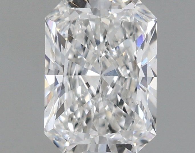 1.07 ct. radiant Lab Grown Diamond front image