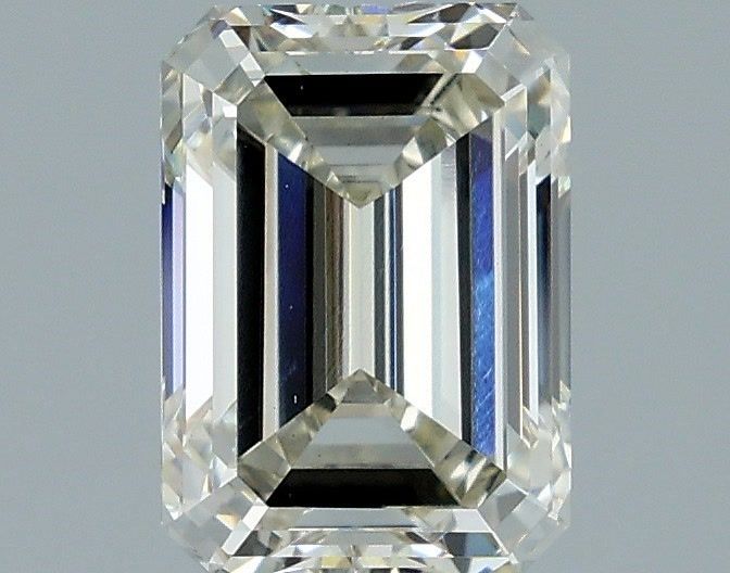 1.89 ct lab-grown Emerald Diamond