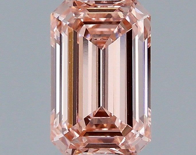 1.05 ct. emerald Lab Grown Diamond front image