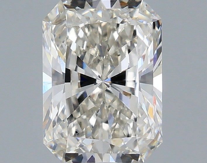 1.56 ct. radiant Lab Grown Diamond front image