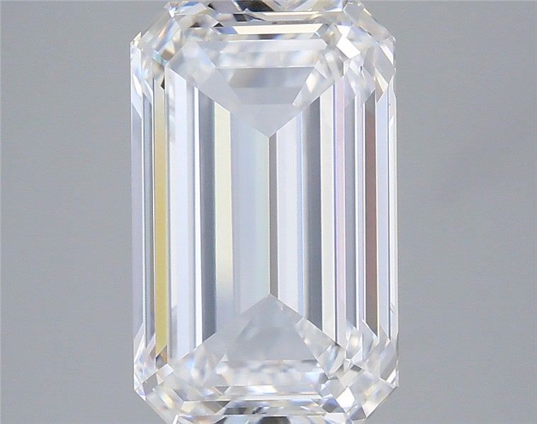 5.04 ct. emerald Lab Grown Diamond front image