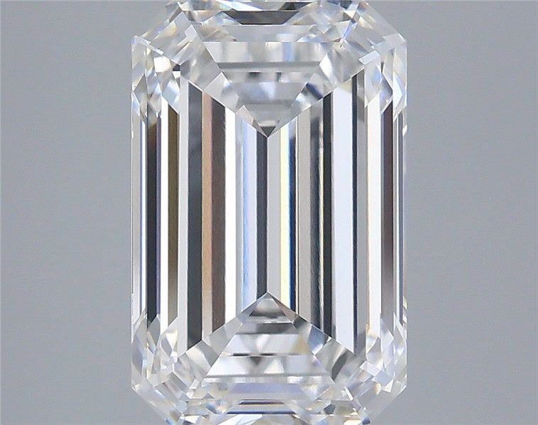 4.88 ct. emerald Lab Grown Diamond front image