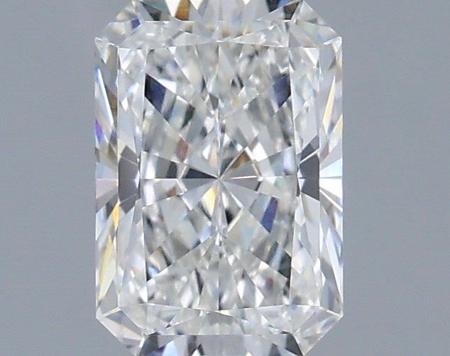 1.09 ct lab-grown Radiant Diamond