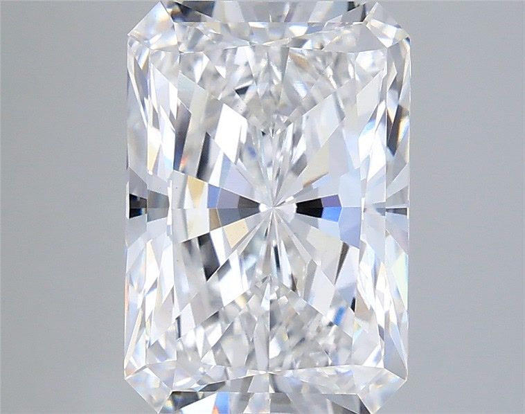4.53 ct. radiant Lab Grown Diamond front image
