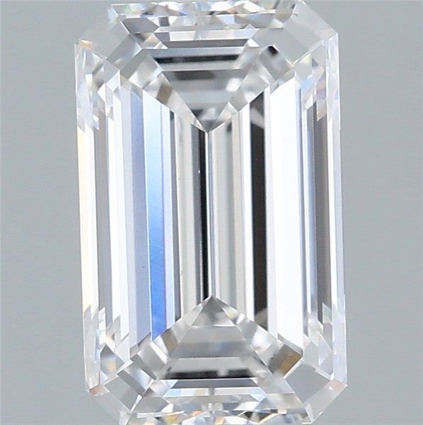 2.50 ct. emerald Lab Grown Diamond front image