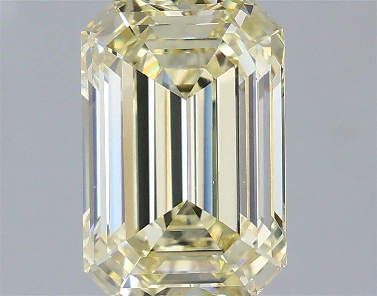2.86 ct. emerald Lab Grown Diamond front image