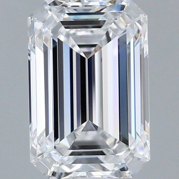 1.38 ct. emerald Lab Grown Diamond front image