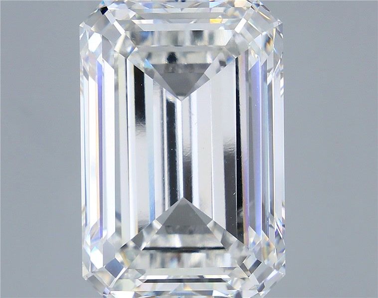 20.01 ct. emerald Lab Grown Diamond front image