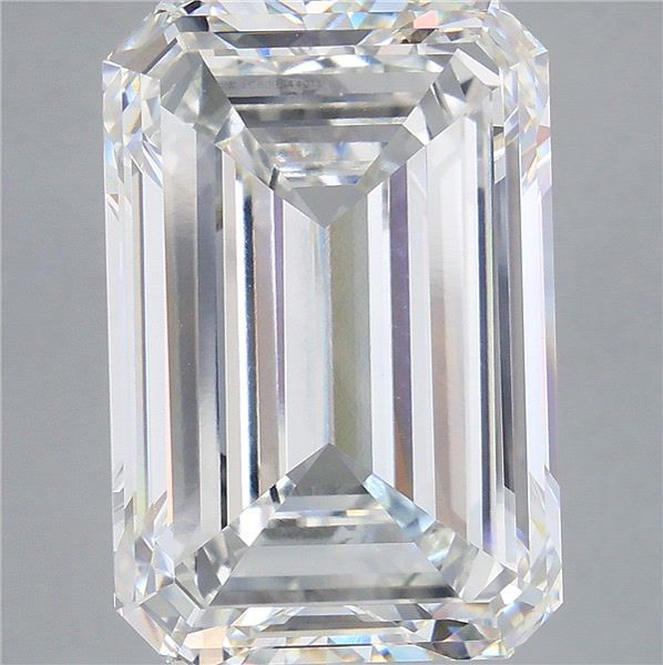 20.02 ct. emerald Lab Grown Diamond front image