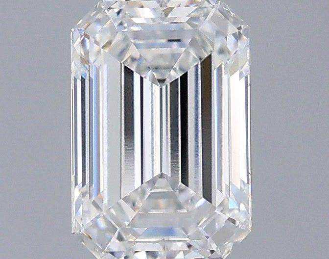 1.52 ct. emerald Lab Grown Diamond front image