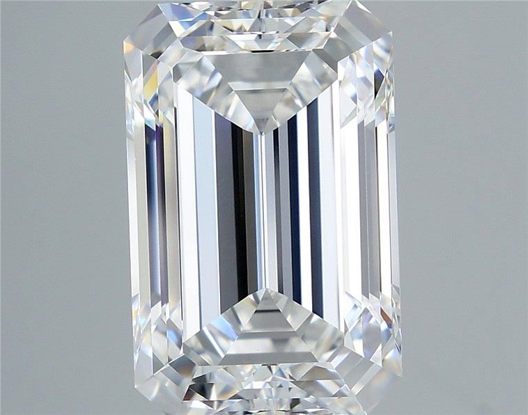 9.03 ct. emerald Lab Grown Diamond front image