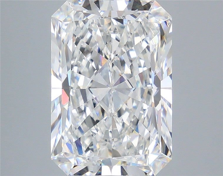 7.01 ct. radiant Lab Grown Diamond front image