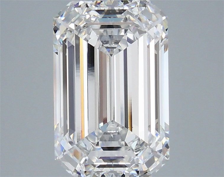 4.05 ct. emerald Lab Grown Diamond front image