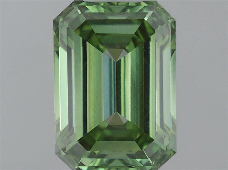 1.05 ct. emerald Lab Grown Diamond front image